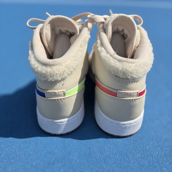 Jordan 1 Mid Utility Fleece Pearl White (GS) - Youth 5.5 - Picture 4 of 7